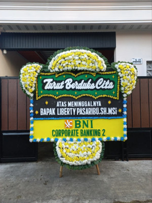 Papan Bunga Duka di Tomohon Utara