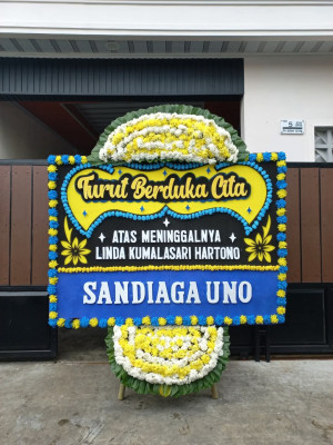 Papan Bunga Duka di Tomohon Utara